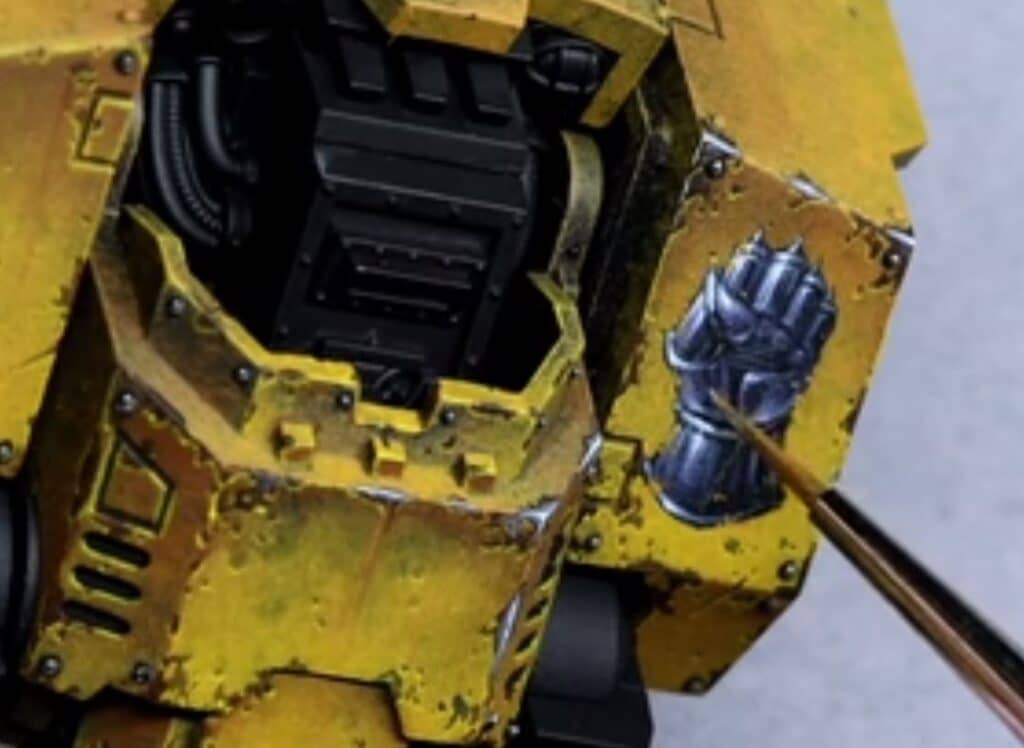 Fist Freehand on Imperial Fists Redemptor Dreadnought