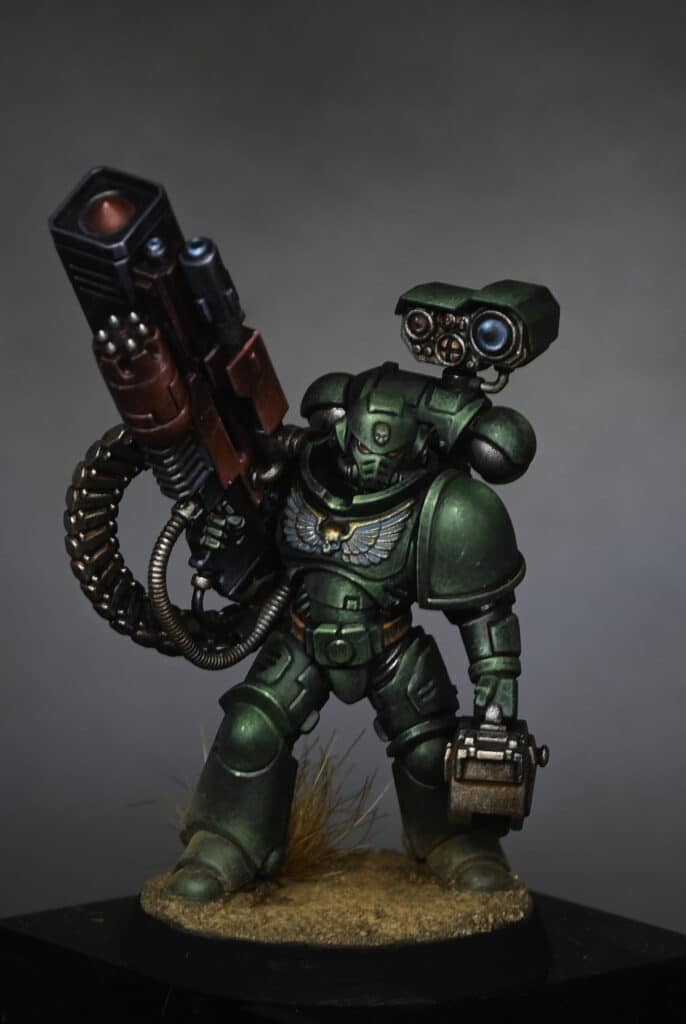 shows how to paint one of the new Desolation Marines